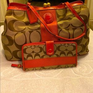 Vintage Coach Purse with matching wallet